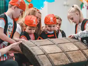 Pirátský pobyt – terapie nuceným používáním